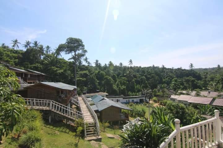 Long Beach Garden Kampung Kuala Besut Ngoại thất bức ảnh