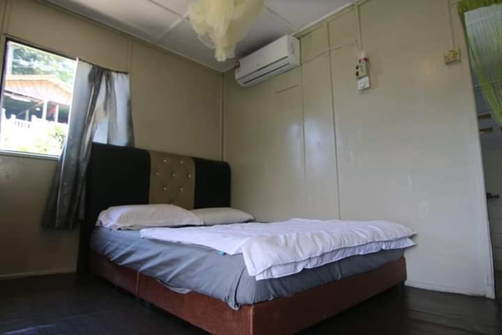 Long Beach Garden Kampung Kuala Besut Ngoại thất bức ảnh