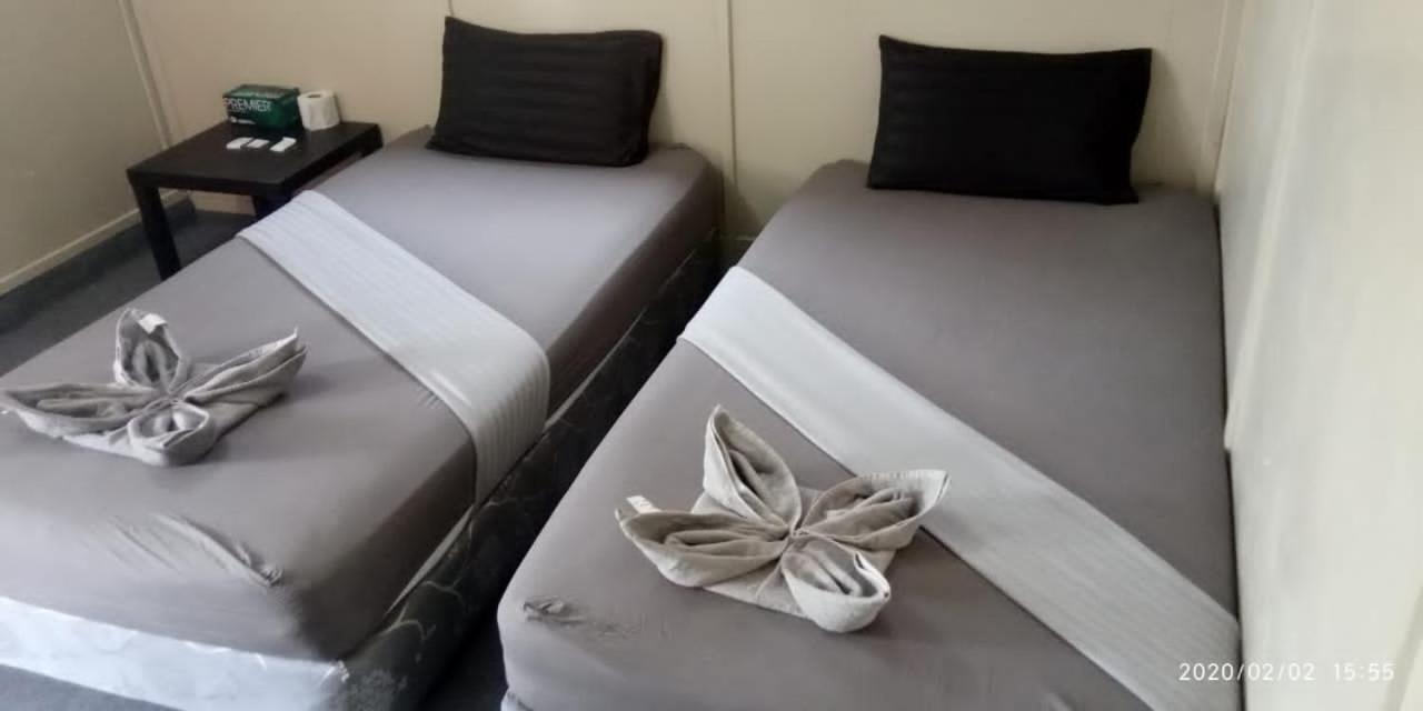 Long Beach Garden Kampung Kuala Besut Ngoại thất bức ảnh