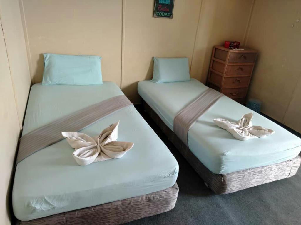 Long Beach Garden Kampung Kuala Besut Ngoại thất bức ảnh