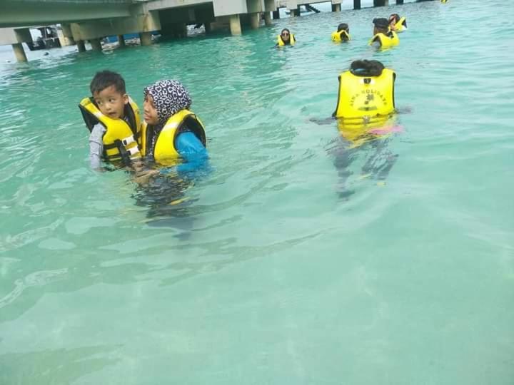 Long Beach Garden Kampung Kuala Besut Ngoại thất bức ảnh