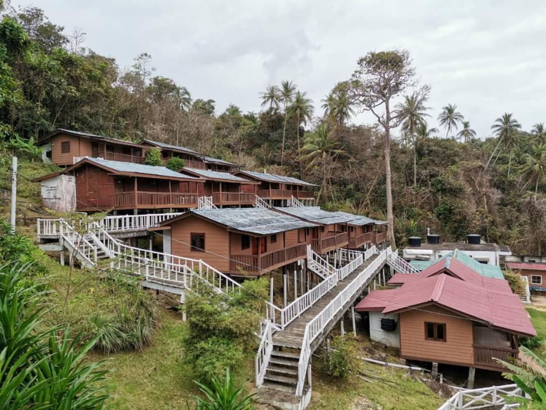 Long Beach Garden Kampung Kuala Besut Ngoại thất bức ảnh